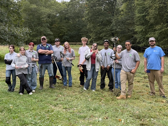 092926-Grasso-Tech-Work-Party-at-Stonington-Copps-Brook_4889